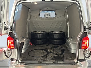 Volkswagen Transporter Kombi T30 2.0 TDI 5-sits AWD Drag Dvärm S/V-hjul