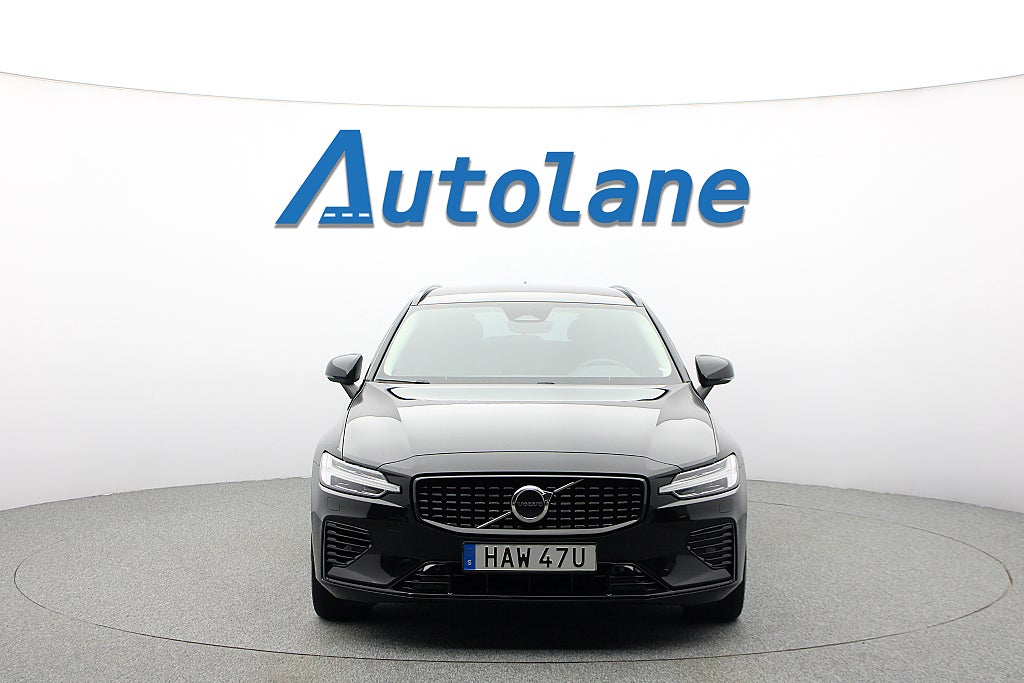 Volvo V60 Recharge T6 AWD Plus Dark, B-Kamera, Drag, Skinn, 398hk