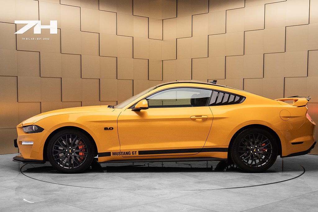 Ford Mustang GT 5.0 V8 Performance  / Vent. Stol / B&O / Kolfiber