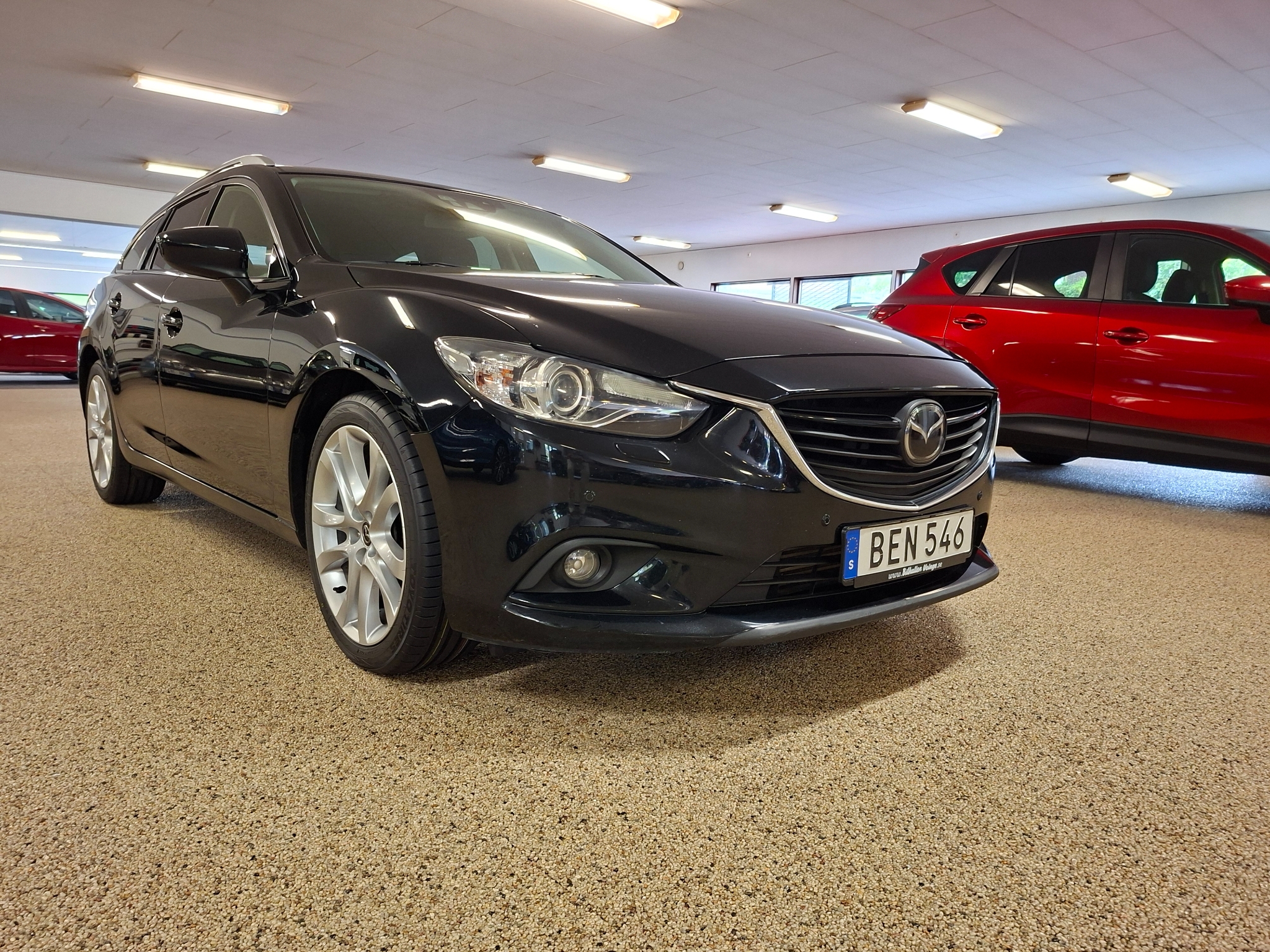 Mazda 6 Wagon 2.2 DE Optimum 175 hk Aut. 2014, bild 2/10