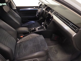 Kombi Volkswagen Passat 11 av 21