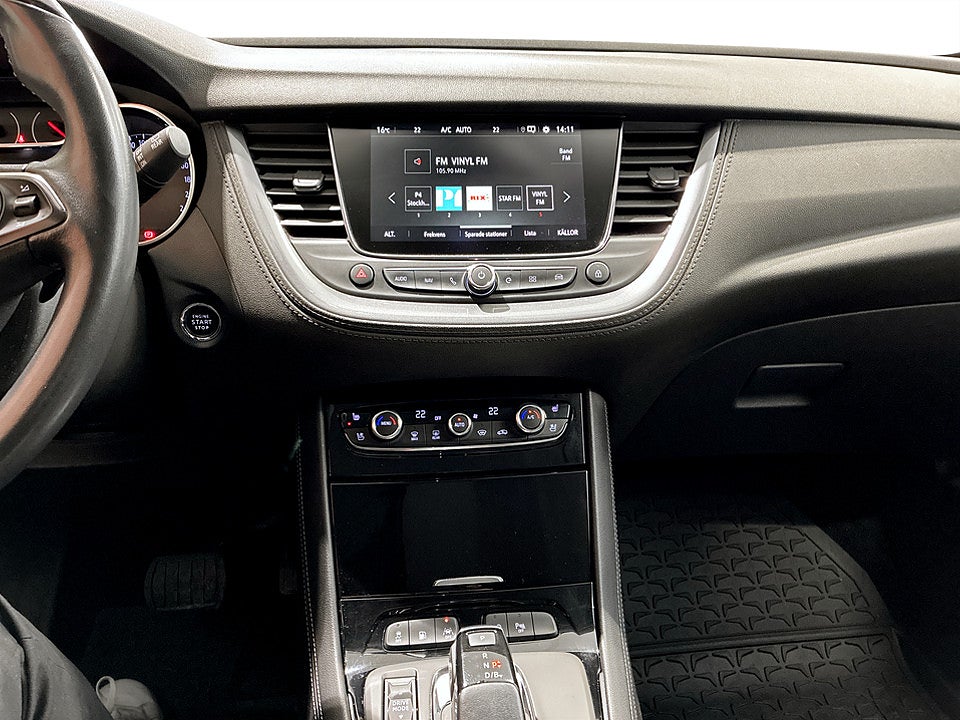 Bild på Opel Grandland X Ultimate Hybrid4 PHEV 300hk 4WD B-KAMERA ELSTOL