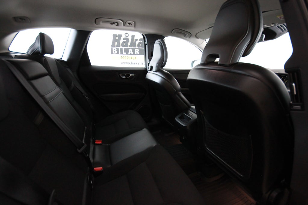 Volvo XC60 2020 - miniatyr 4