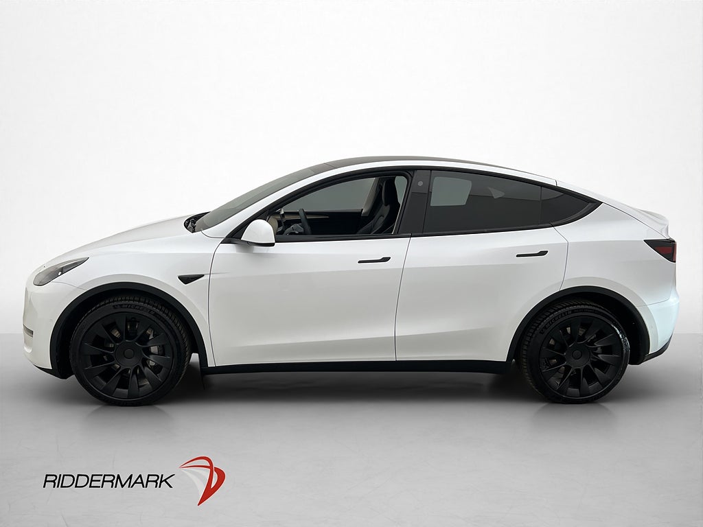 Tesla Model Y Long Range AWD Panorama Dragkrok Autopilot