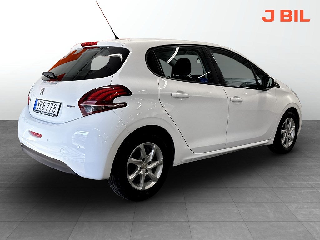 Bild på Peugeot 208 Active 1.2 PT 82hk - BACKSENSORER