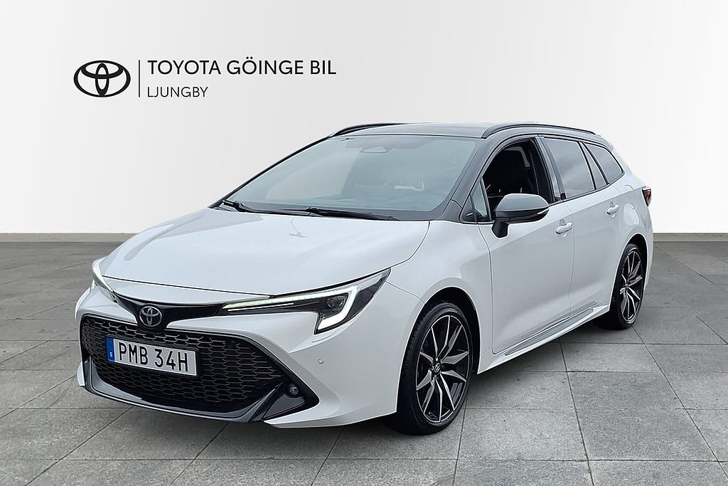 Toyota Corolla 2,0 HYBRID GR-SPORT SKINN JBL DRAGKROK HUD