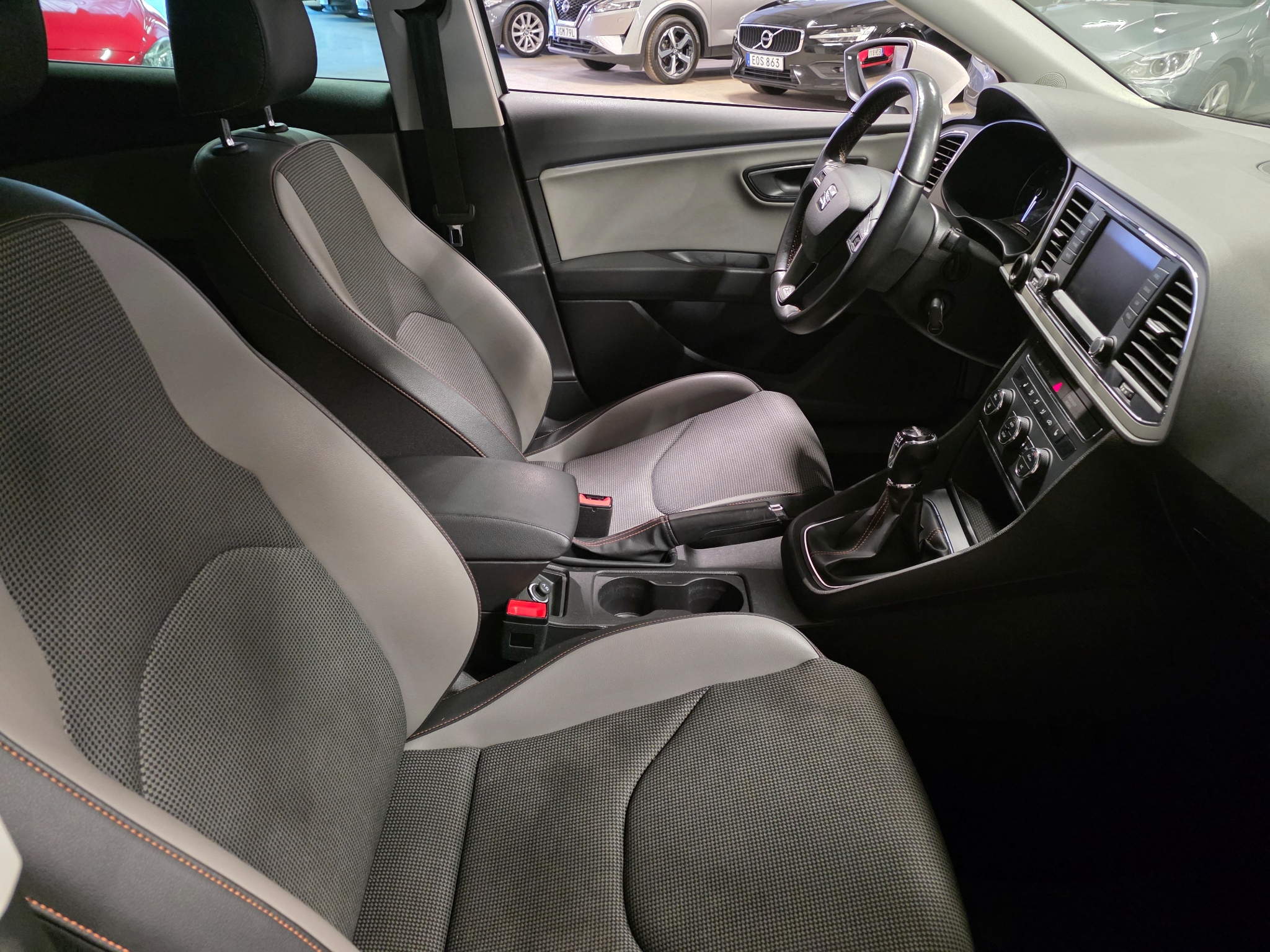 Seat Leon 2016, bild 7/35