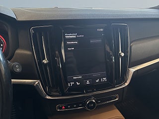 Volvo V90 Cross Country D4 AWD Geartronic Inscription Pro S&V-hjul/Drag/360/Nav – bild 15
