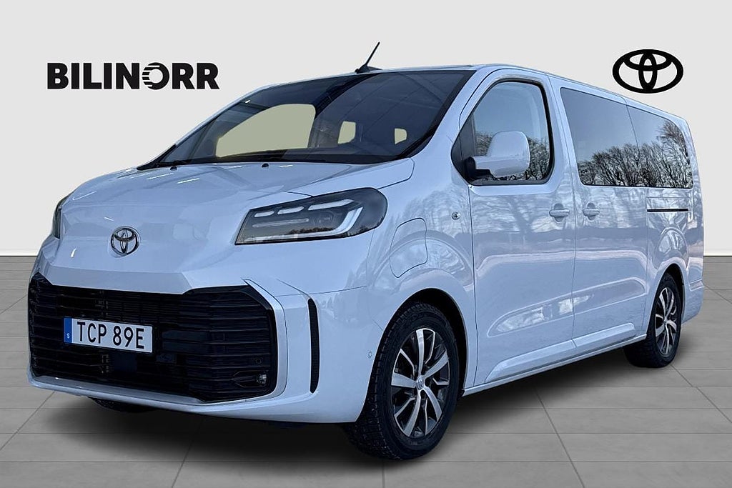 Toyota ProAce Verso Electric Long 75 EL Kw Premium med skinn och Panoramatak
