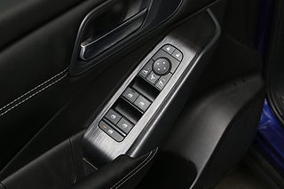 SUV Nissan Qashqai 12 av 24
