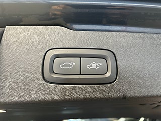 Volvo V60 D3 AWD Automat Momentum Advanced SE II Drag/Kamera/S&V – bild 18