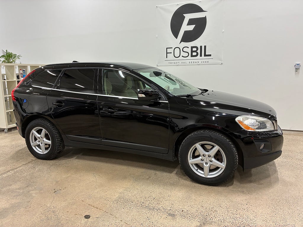 Volvo XC60 *Kampanj 2000kr CirkelK* 2.4D Automat Momentum SoV Drag