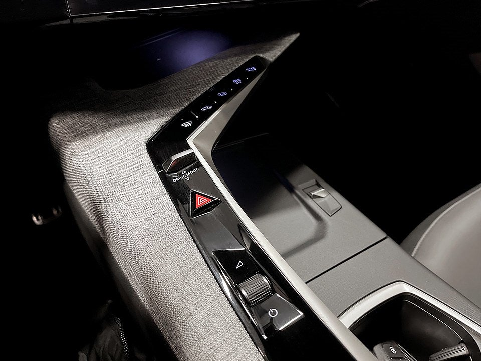 Bild på Peugeot 5008 GT Hybrid 145hk Aut - 7-SITS,B-KAMERA,NAV