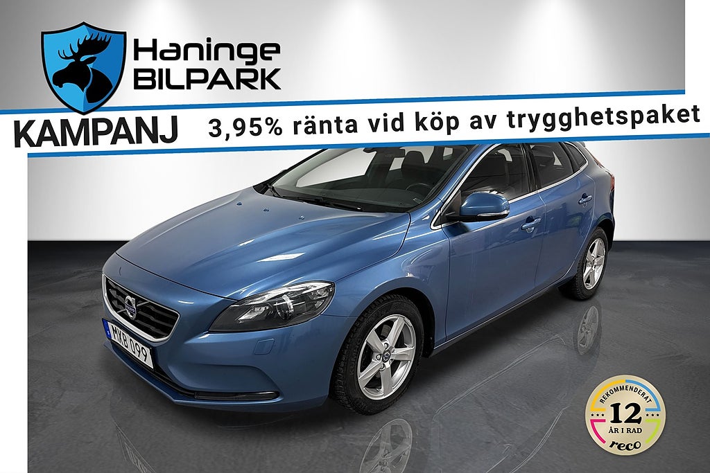 Volvo V40 D2 MOMENTUM SUPERDEAL 3.95% / DRAG / VOC / BT