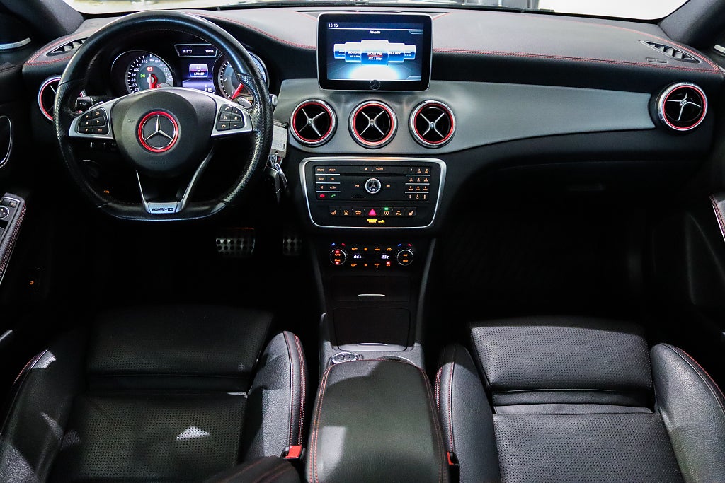 Mercedes-Benz CLA 220 d 220d AMG Pano H/K Läder VÄRMARE Navi