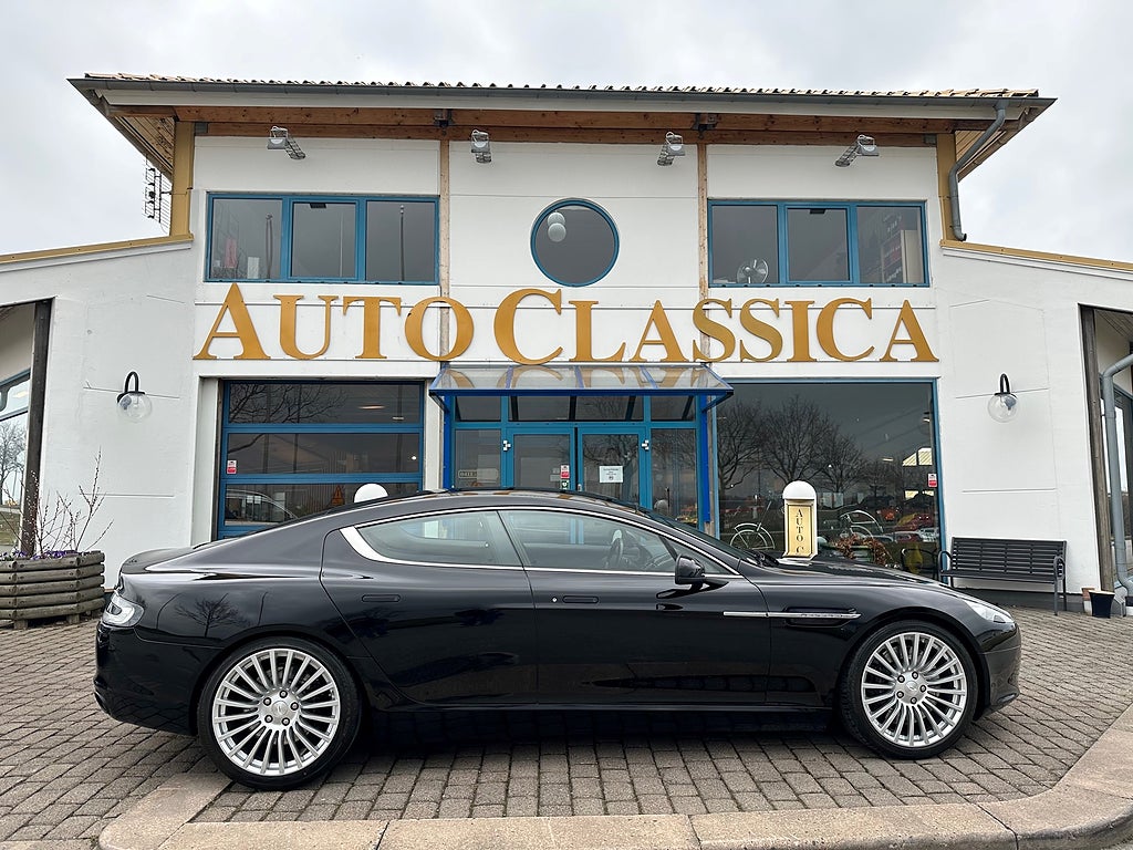 Aston Martin Rapide 