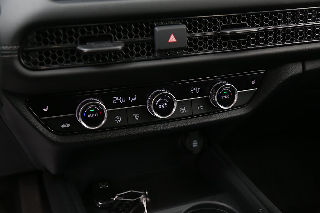 Honda ZR-V e:HEV e-CVT 184hk Elegance Honda Serviceavtal