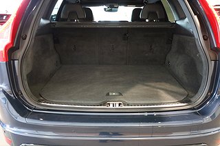 SUV Volvo XC60 23 av 25