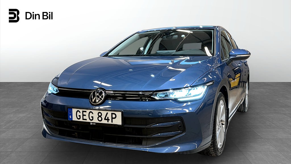 Volkswagen Golf eTSI150 DSG Life Backkamera/P-värmare