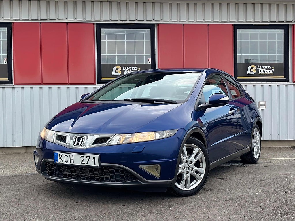 Honda Civic 5-dörrar 1.8 i-VTEC Sport Euro 5/Ny besiktad/Ny Servad