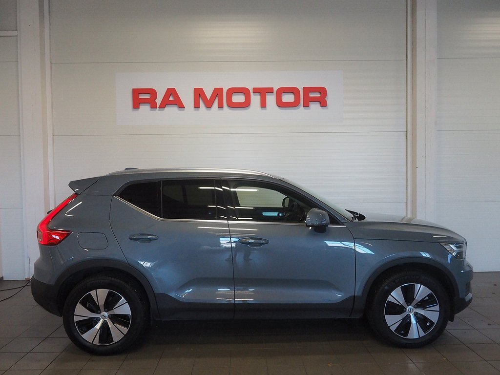 Volvo XC40 Recharge T4 211hk Momentum | Backkamera | VOC | 2022