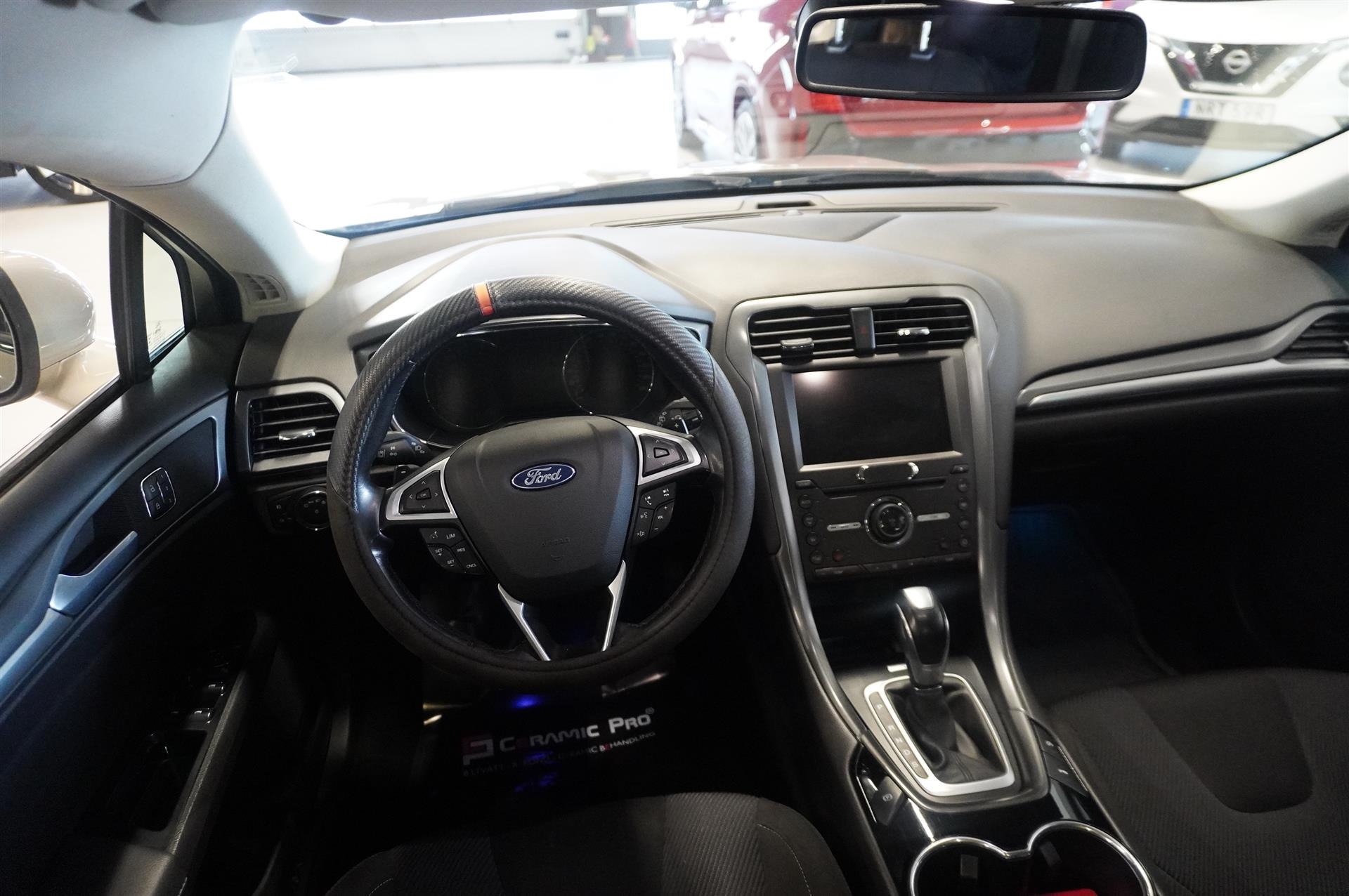 Ford Mondeo 2015, photo 2/10