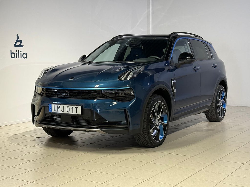 Lynk & Co 01 PHEV | Adaptiv farthållare | Nav | Glastak