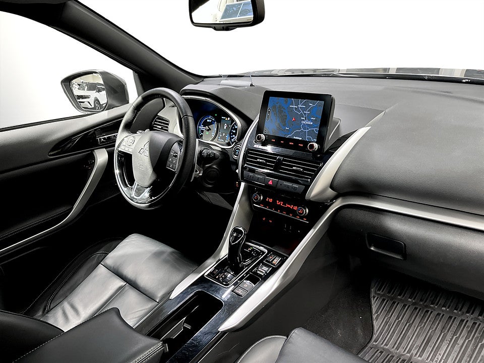 Bild på Mitsubishi Eclipse Cross Business Instyle PHEV 2.4 188hk Aut AWD - 360, PANO, B-KAMERA