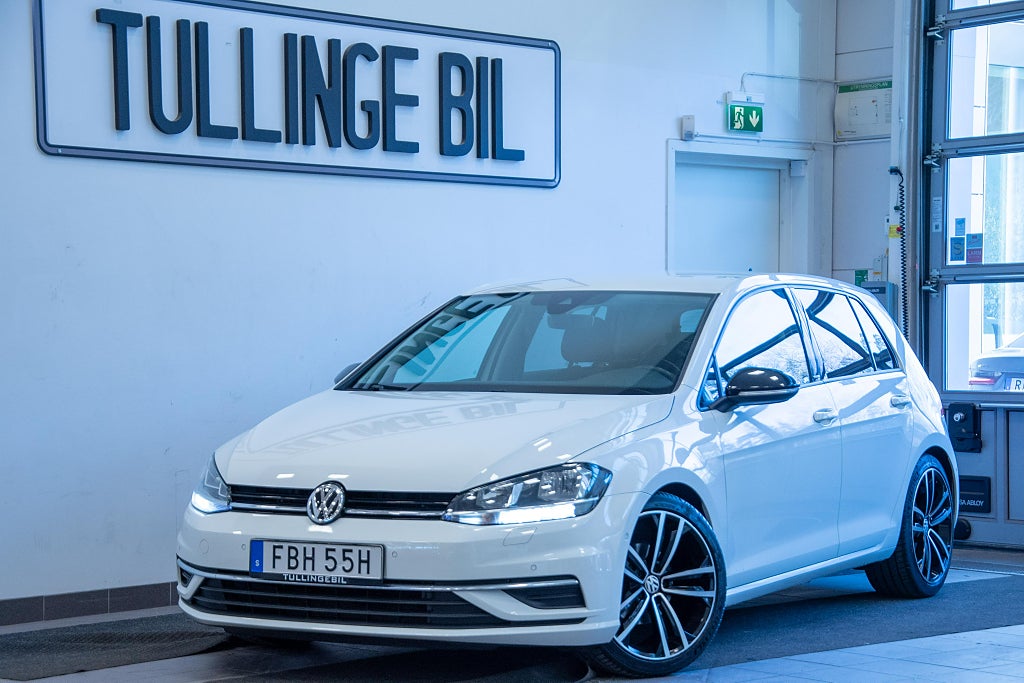 Volkswagen Golf 5-d 1.0 TSI DSG IQ-Drive P-Sensorer Drag CarPlay 18" 