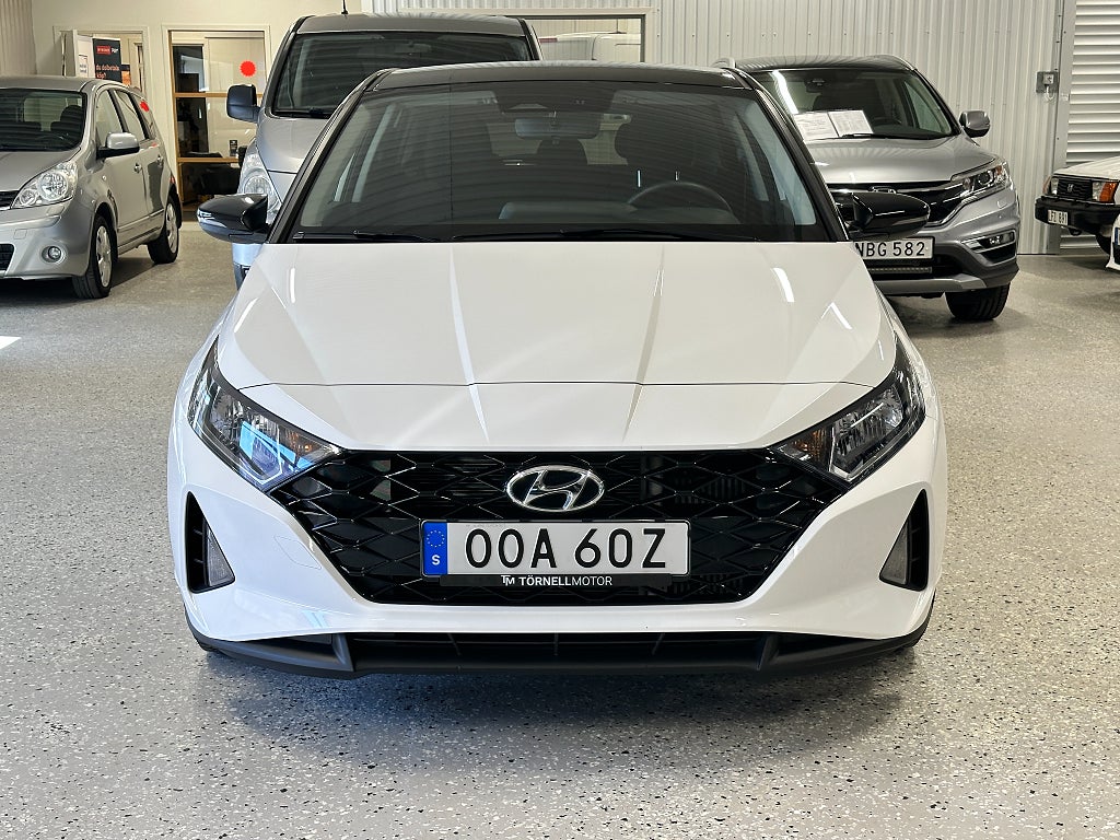 Hyundai i20 1.0 T-GDI DCT Essential Euro 6 ''Nyskick'' Låga mil!