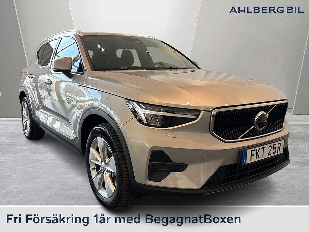 Volvo XC40 B4 FWD Bensin Core SE II,Förarstöd, Parkeringskamera Bak, Bakluc