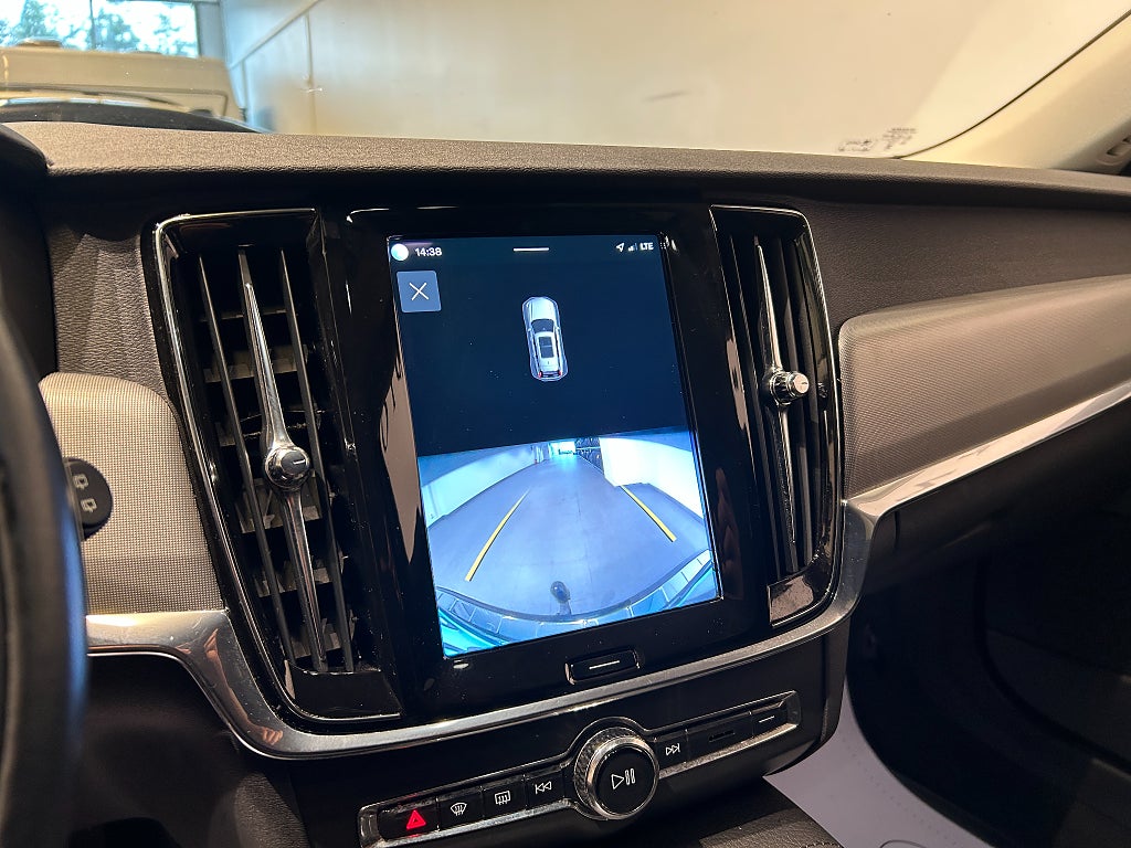 Volvo V90 2022 - miniatyr 10
