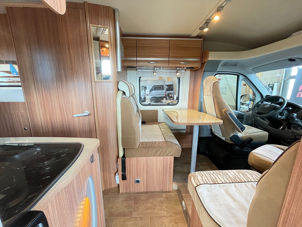 Bürstner Travel Van T 620 /B-körkort/AC bodel/Backkamera/EL-Patron/Fint s - Bürstner