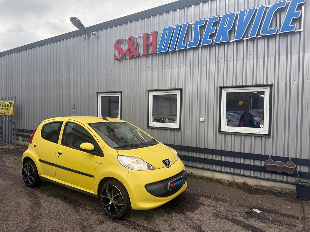 Peugeot 107 5-dörrar 1.0 Euro 4 Ny besiktad 