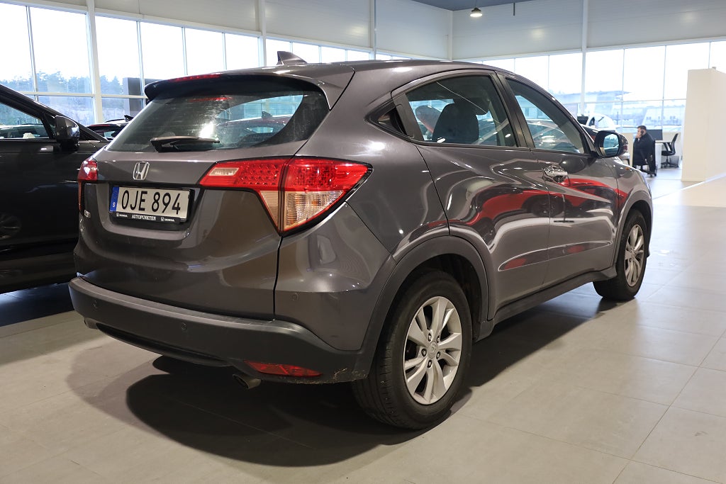 Honda HR-V 1.5 i-VTEC Elegance Navi Blåtand PDC M-värme Nyservad 2017