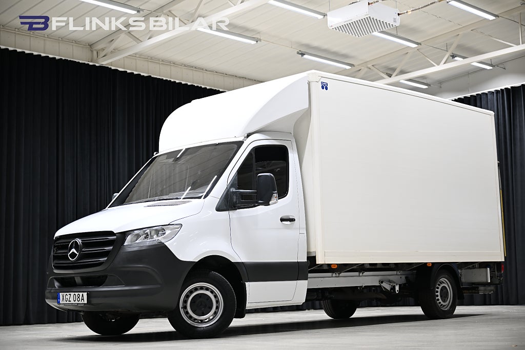 Mercedes-Benz Sprinter 316 CDI 163HK Automat|Volymskåp|Bakgavellyft|Sidodörr
