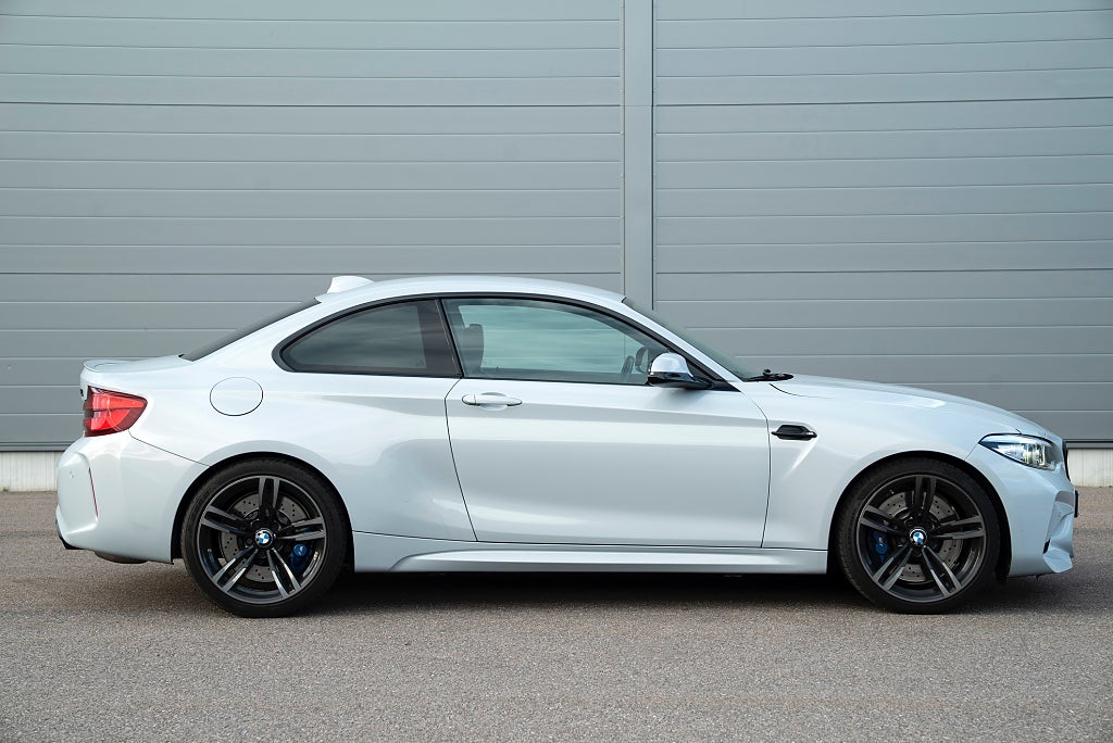 BMW M2 Competition DCT/Skalstolar/H&K/SV-Såld