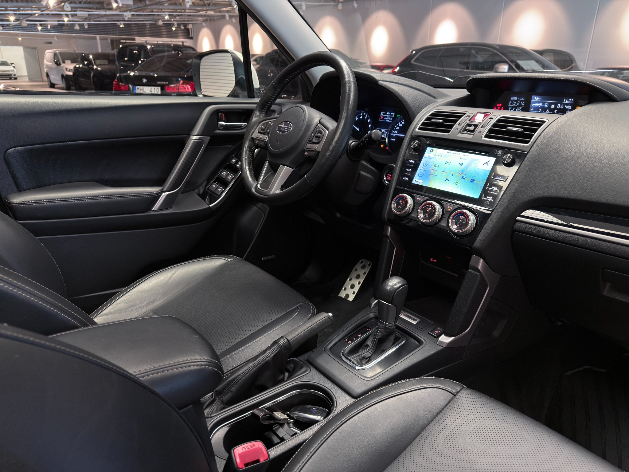 Subaru Forester XT 2.0 4WD 241hk | Drag | Panoramaglastak 2016 - miniatyr 36