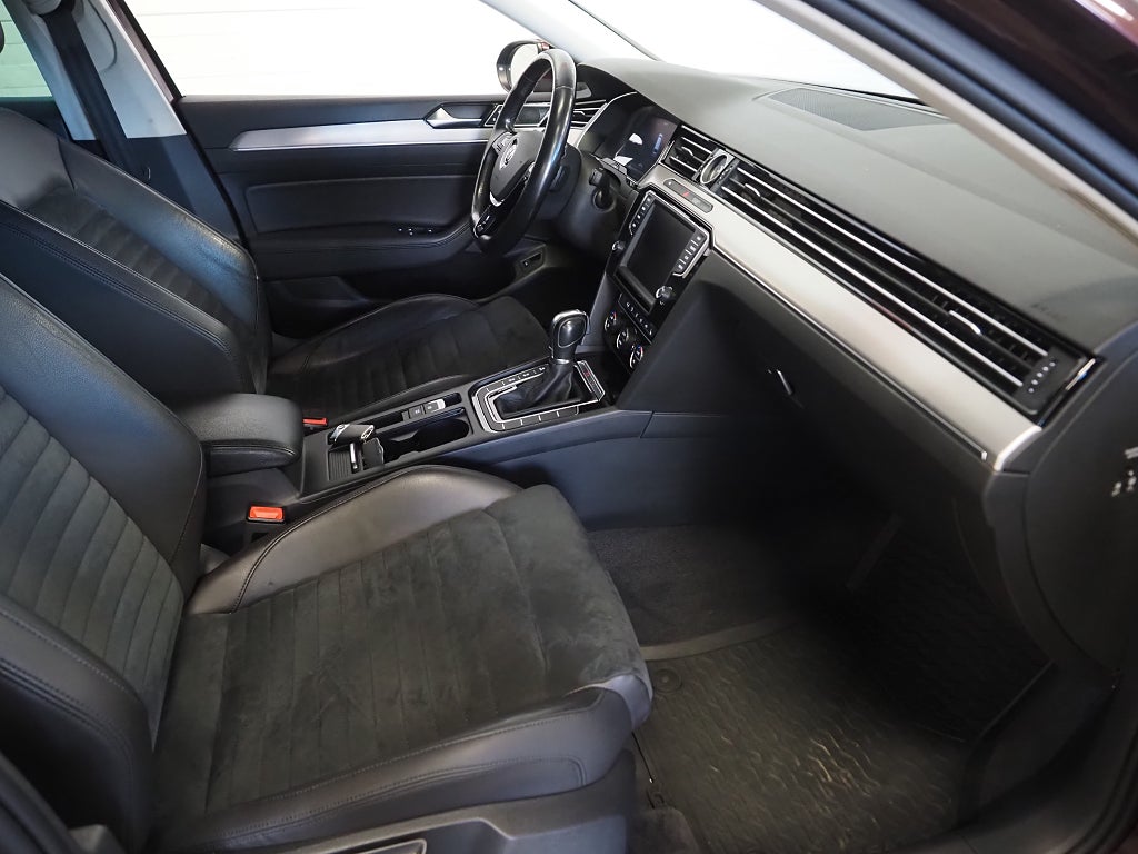 Volkswagen Passat 2.0 TDI 240hk 4M GTS Cockpit D-Värm Drag 2015