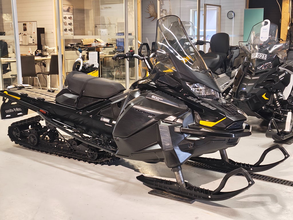 Ski-Doo Tundra LT 600 EFI 