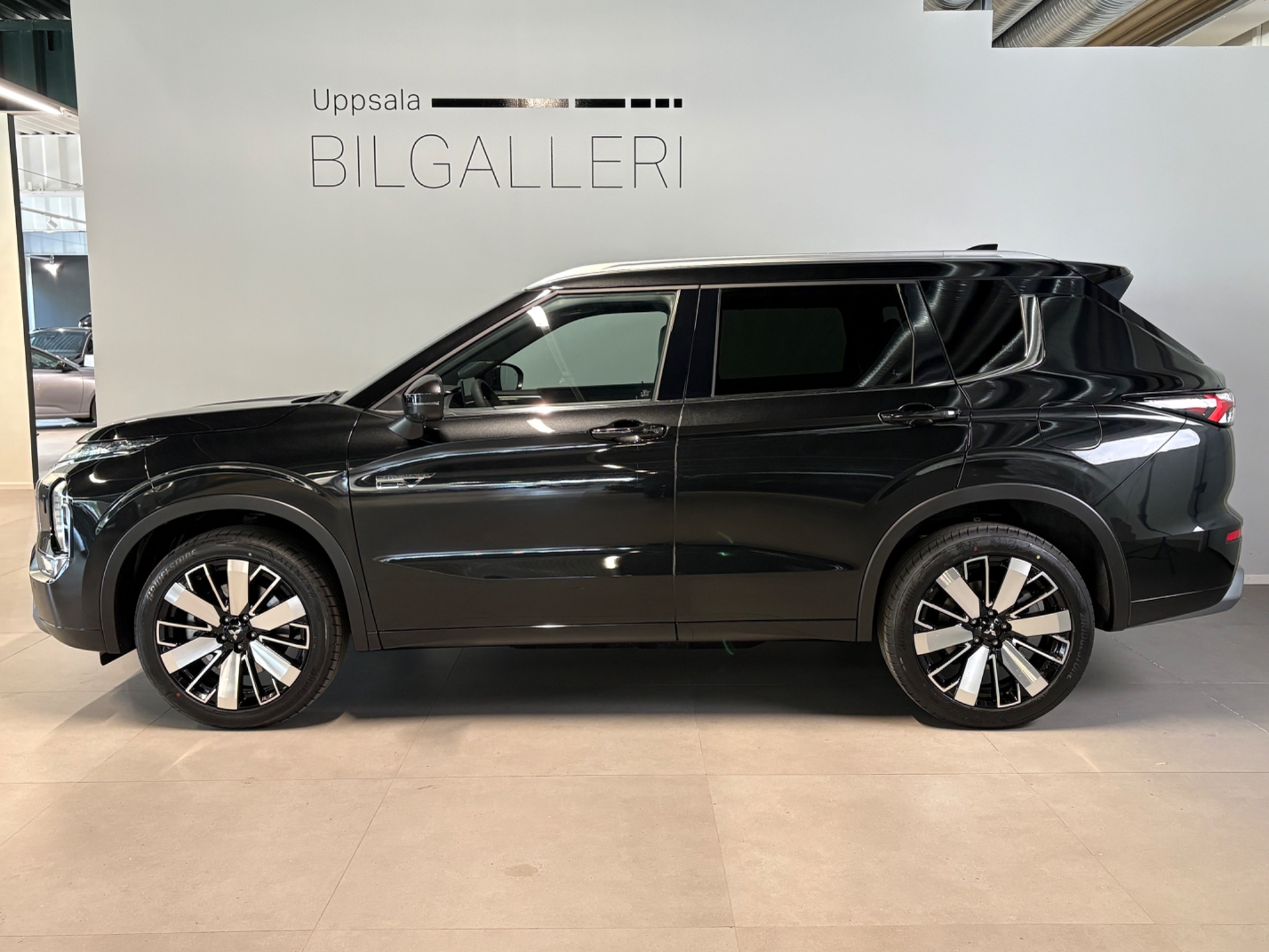 Mitsubishi Outlander Instyle PHEV 4WD 2026, bild 2/63