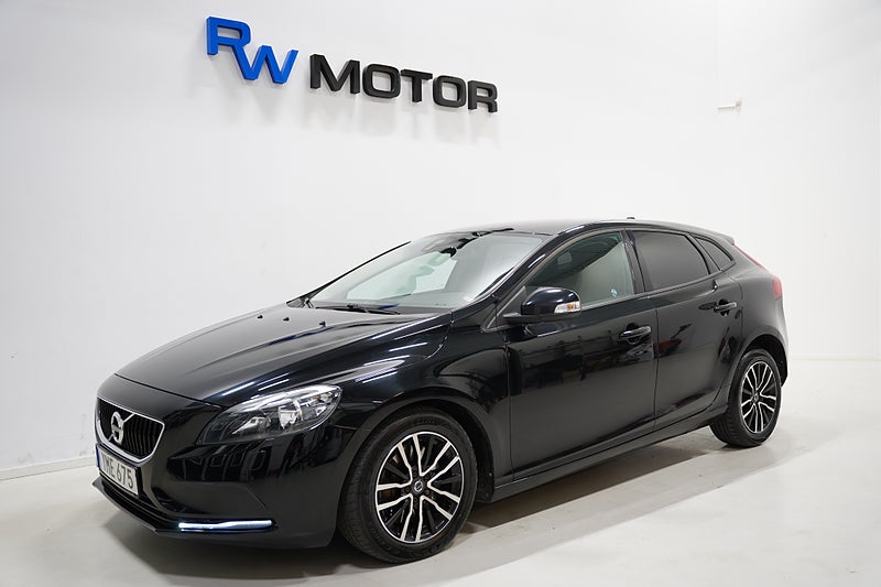 Halvkombi Volvo V40 1 av 17