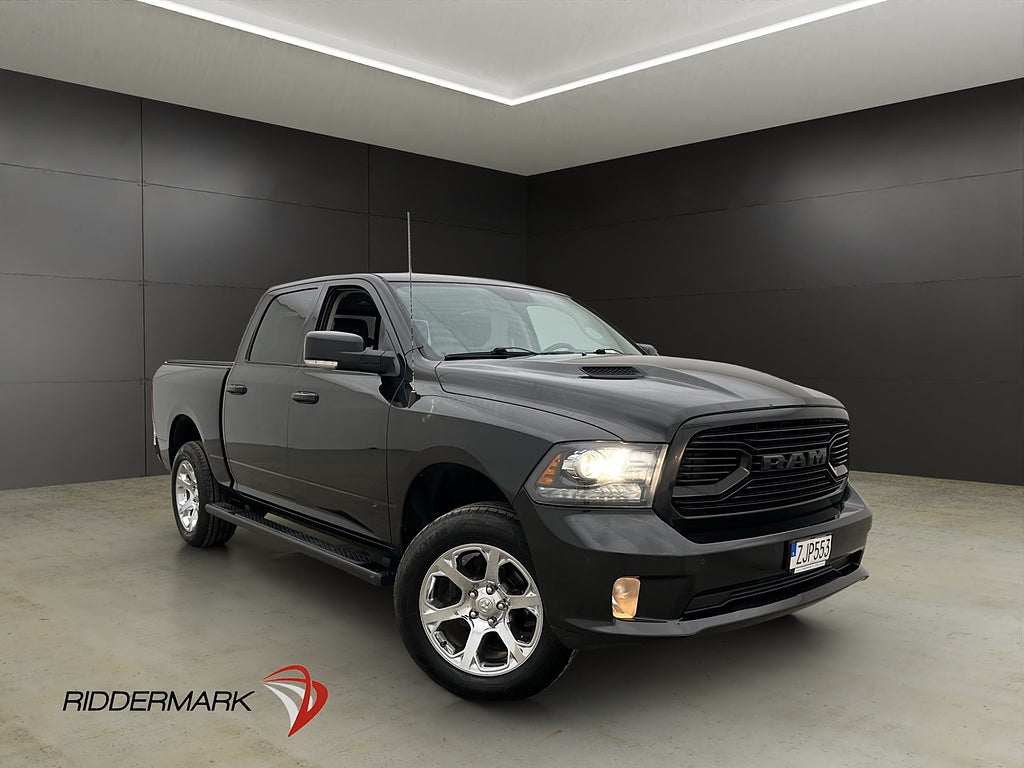 Dodge RAM 1500 Sport 5.7 4x4 Luft Drag Kamera Skinn Alpine