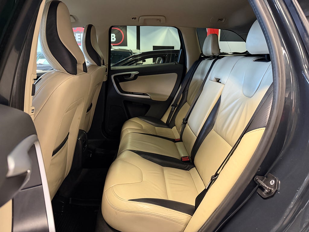 Volvo XC60 2012 - miniatyr 23