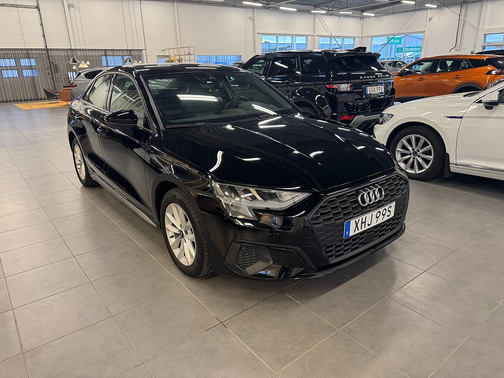 Audi A3 Sedan 35 TFSI Comfort