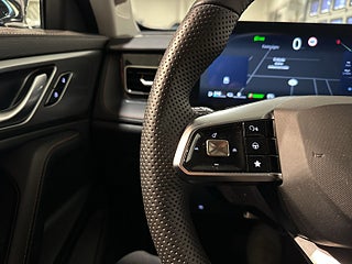 MG HS PHEV Luxury 360° GPS Pvärm Elbaklucka Skinn SoV MOMS – bild 19