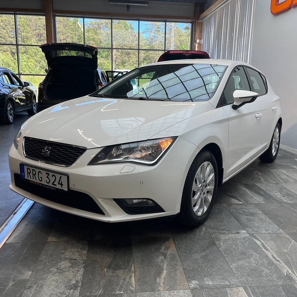 Seat Leon 1.2 TSI Style Värmare P-sensorer Farthållare Bluetooth