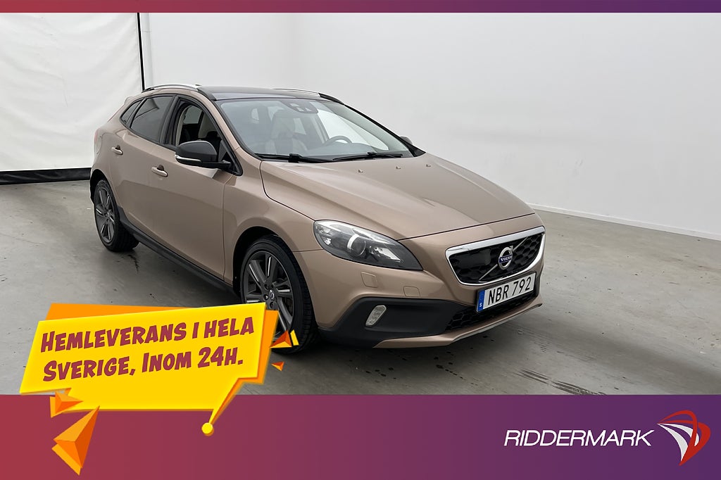 Volvo V40 Cross Country D3 Summum Pano VOC Värmare Kamera