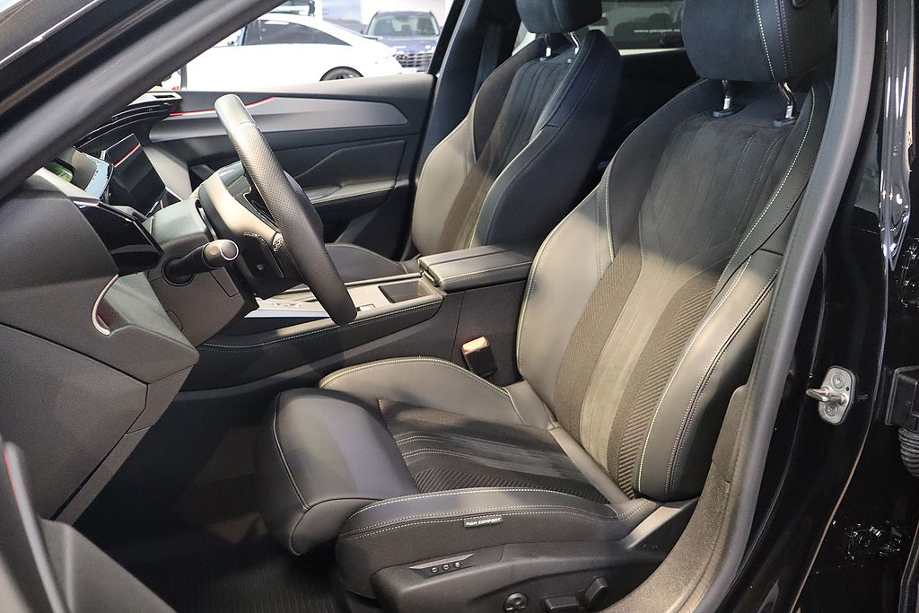 Bild på Peugeot 408 GT PHEV 224hk Aut - B-KAMERA, CARPLAY