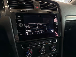 Volkswagen Golf 5-dörrar 1.0 TSI /A.d Fart/Carplay/Kamera/BT/Låg skatt! – bild 18